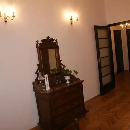 La Roche Exquisite Apartment