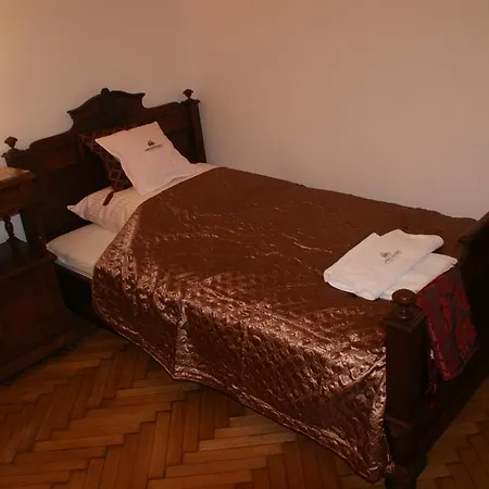 La Roche Exquisite Cracovie