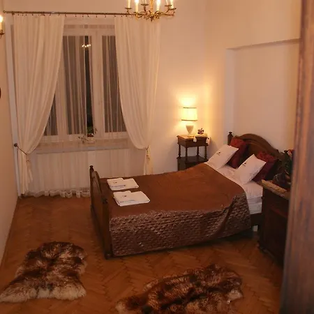 La Roche Exquisite Krakow