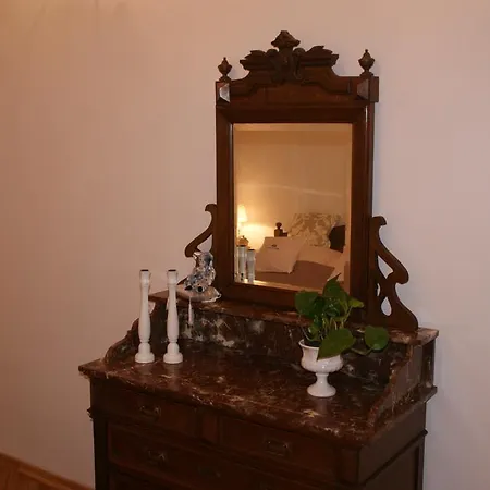 La Roche Exquisite * Cracovie